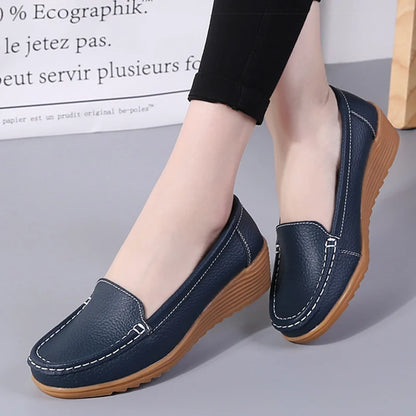 KUIDFAR Women’s Leather Loafers – Classic Comfort for Everyday Wear